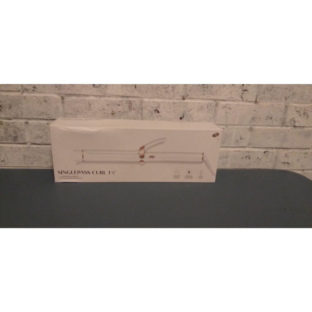 T3 Singlepass Curling Iron 1 1/4